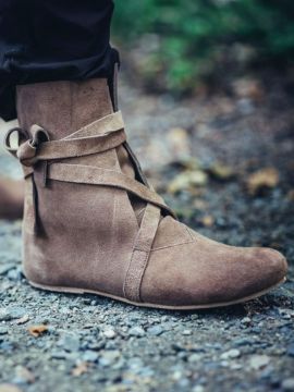 Brown suede Viking boots