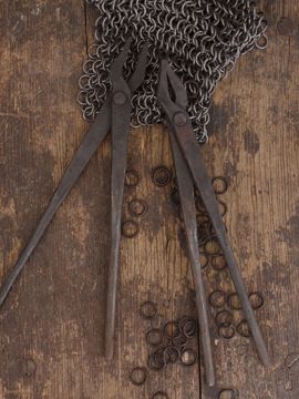 1 pair of hand-forged sausage tongs