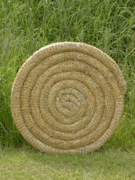 Traditional straw disk