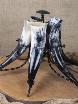 6-piece stand with 6 Drinking Horns