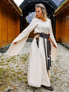 Medieval dress Begina nature