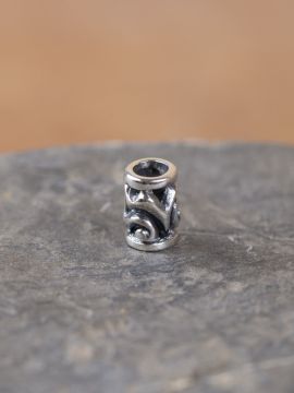 Viking bead with spiral pattern