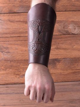 Arm cuff embossed with Thorshammer brown