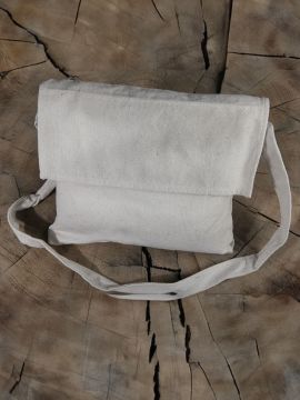 Natural-colored shoulder bag