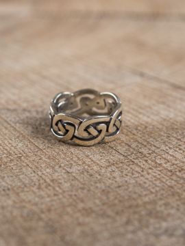 Celtic knot" ring