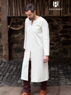 Half-length under tunic Gilbert natural M