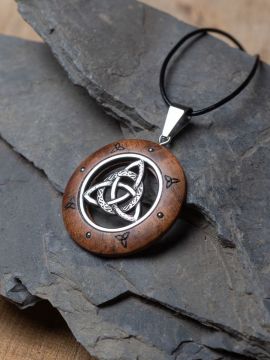 Celtic knot pendant made of wood and stainless steel