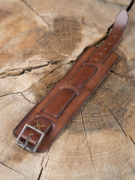 Leather strap in brown