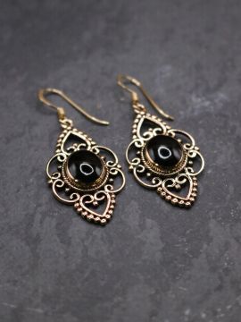 Earrings with black onyx