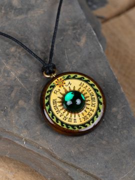 Necklace with Saturn made of wood large emerald