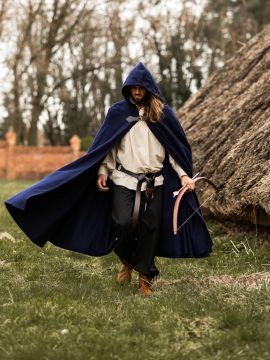 Wool cape with dragon clasp blue