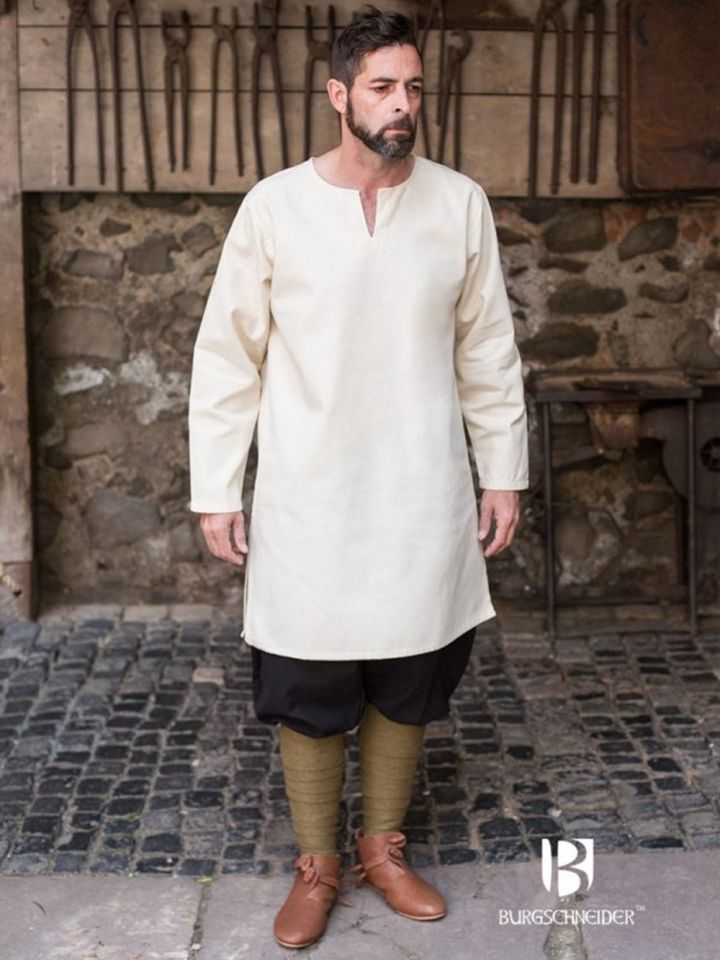 Under tunic Leif, natural L