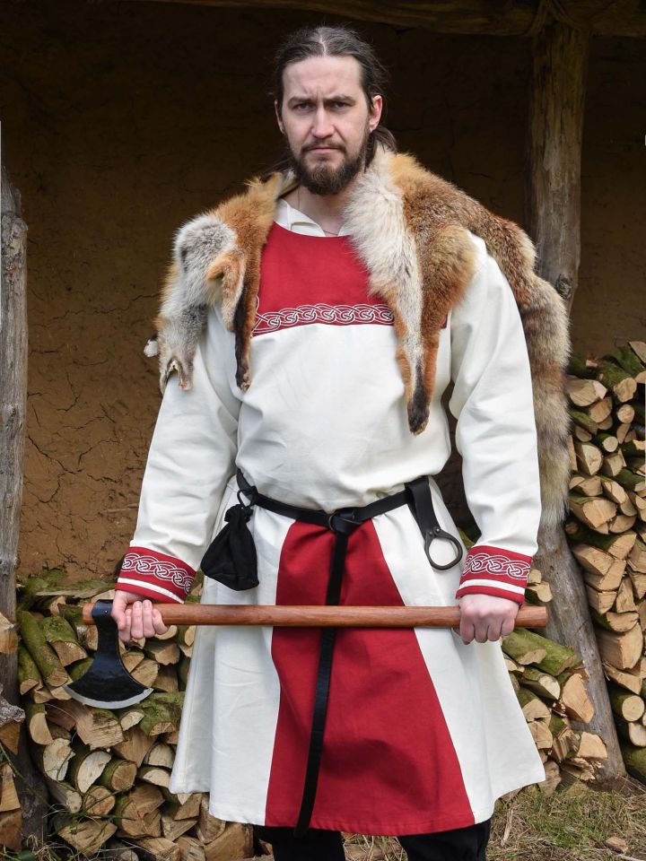 Viking tunic with embroidery nature