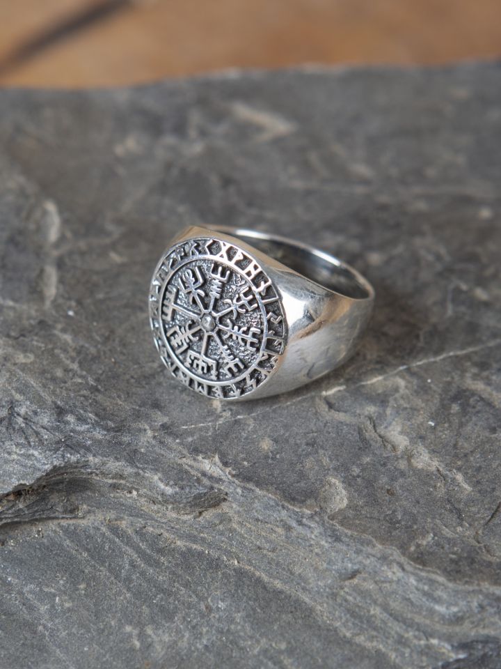 Ring with Viking compass