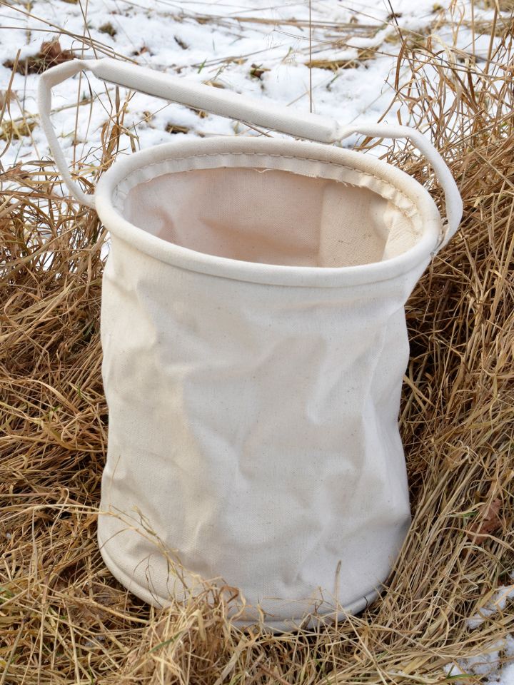 Canvas folding bucket