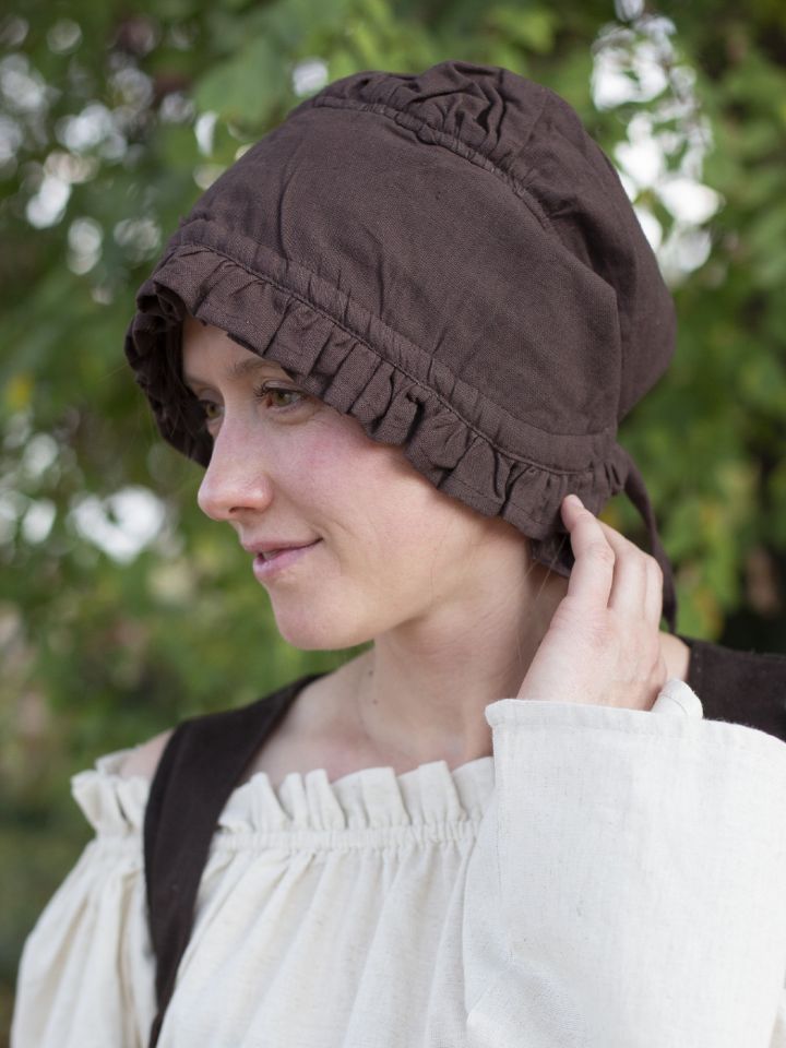 Ladies' hood with brown frill