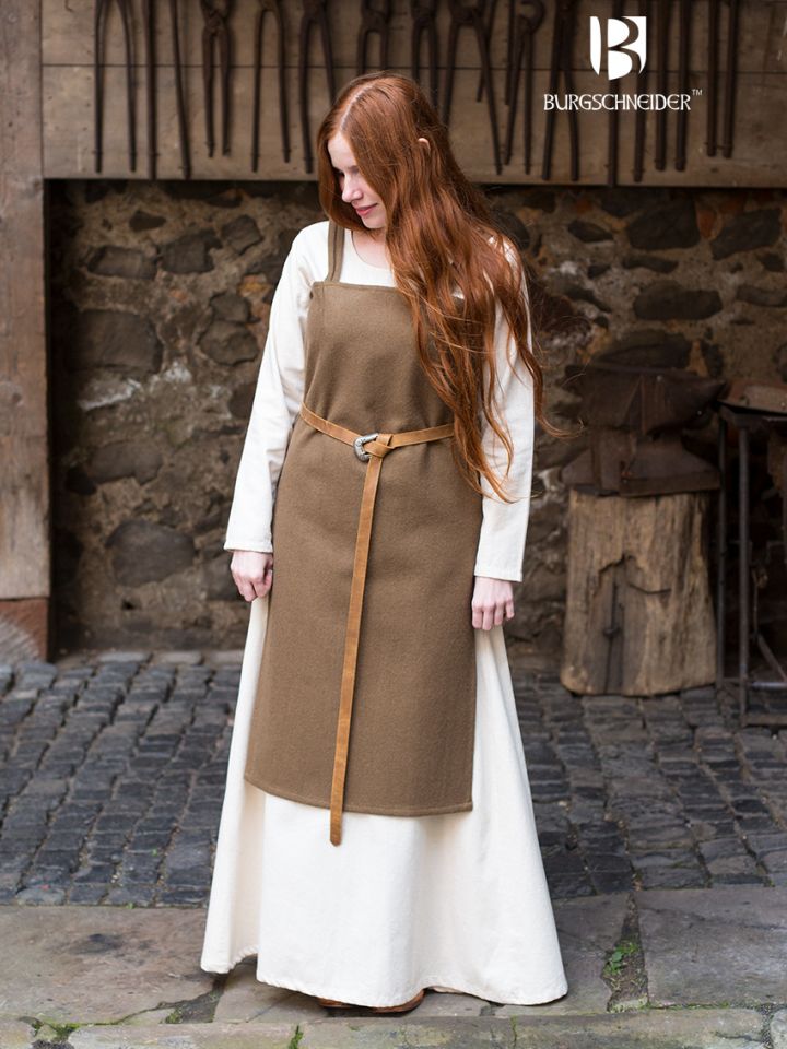 Viking dress Jodis made of wool autumn green