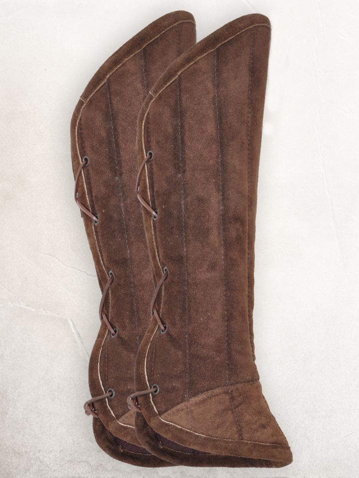 Leopold suede leg pad in brown