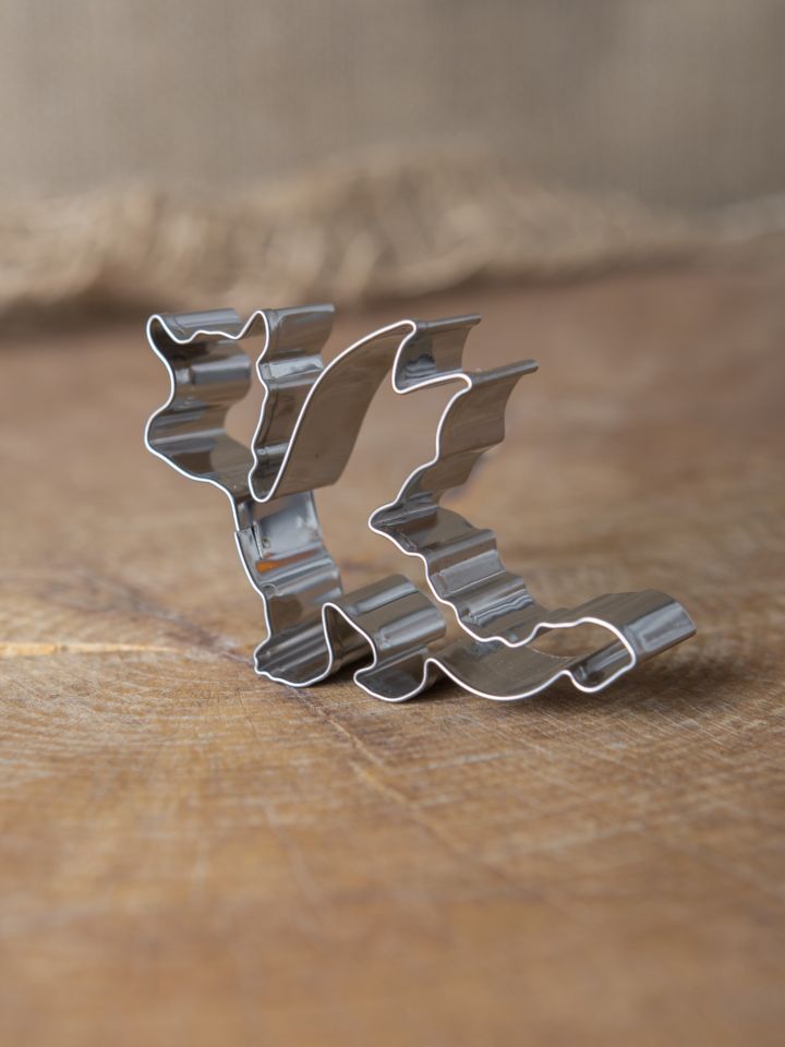 Cookie cutter dragon