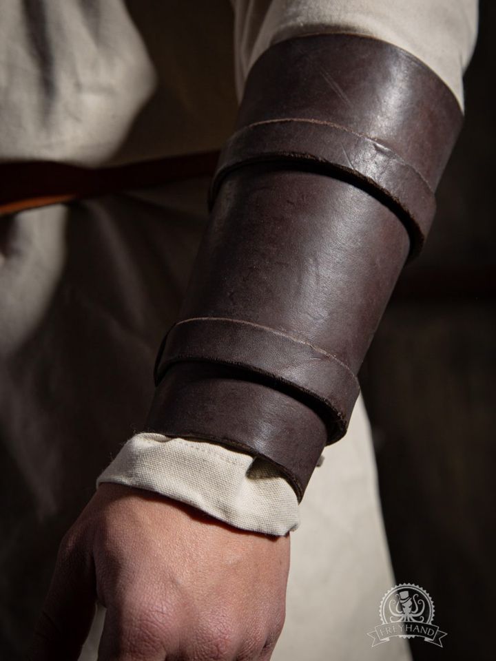 Leather bracers Bonas brown