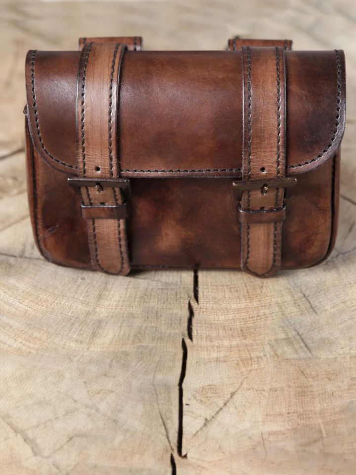 Belt bag with double closure brown