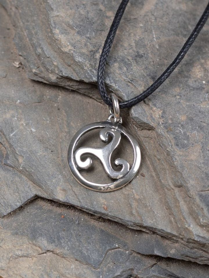 Celtic triskele pendant