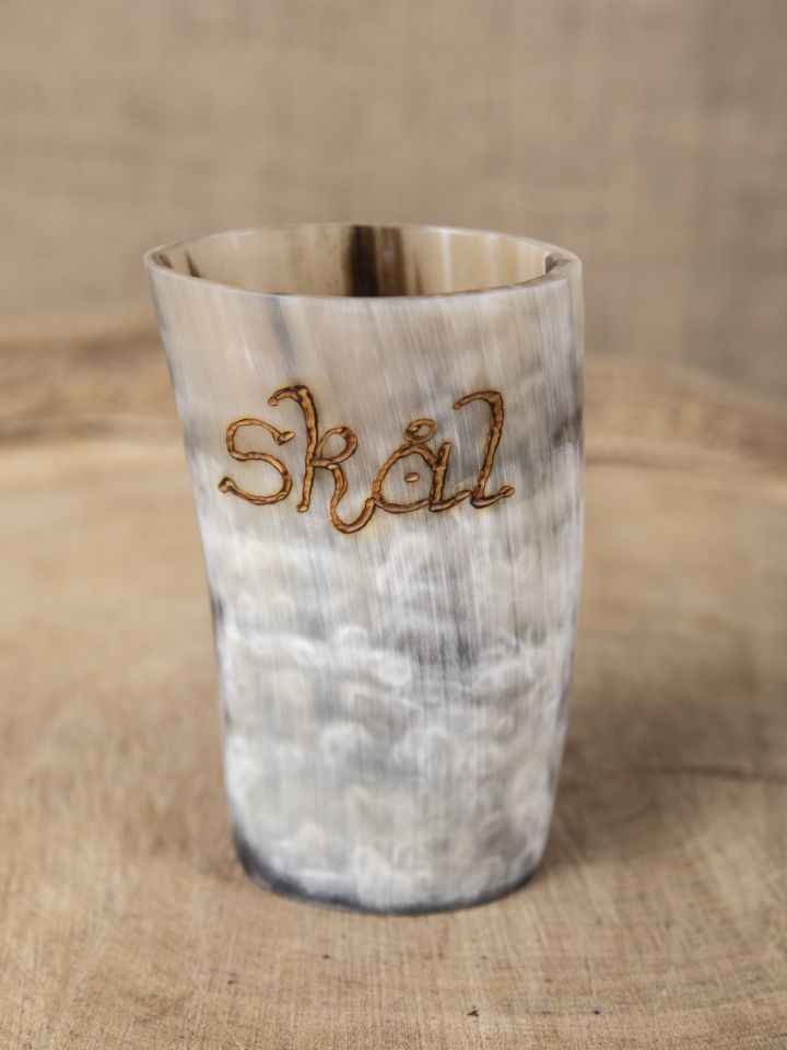 Large horn mug with personalized engraving up to 10 characters