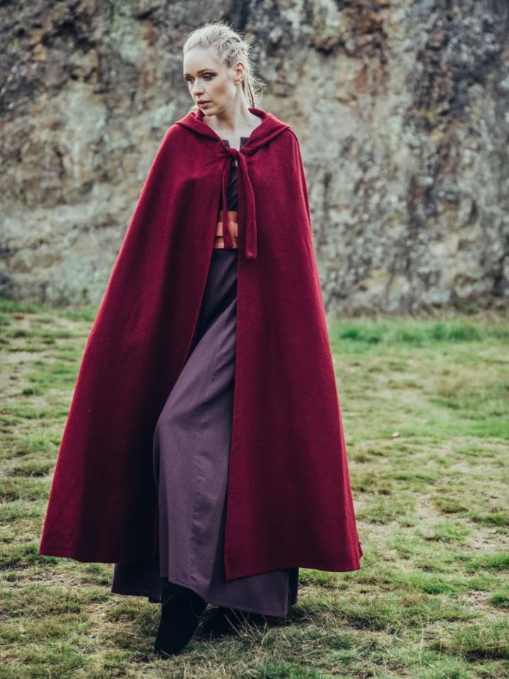 Wool cape (with hood) red