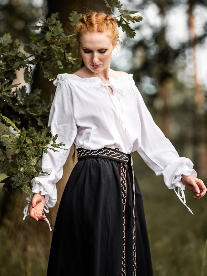 Blouse with lacing white