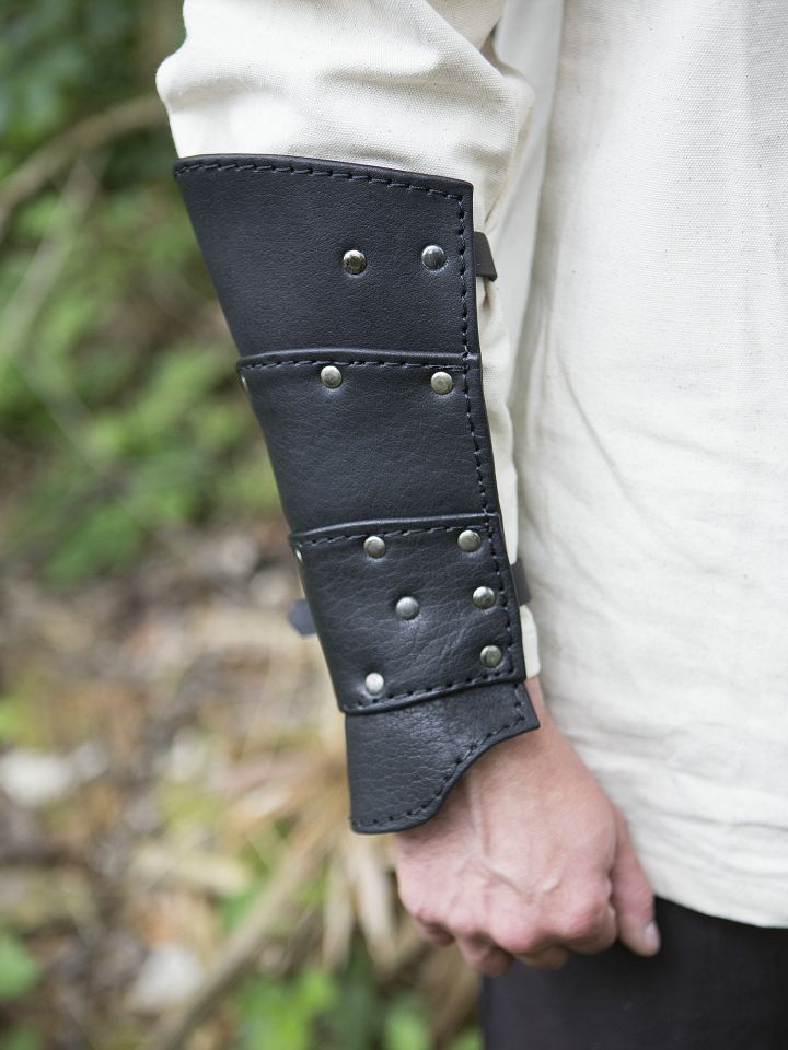 Bracers Albrecht black