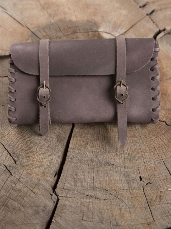 Leather bag with double closure brown