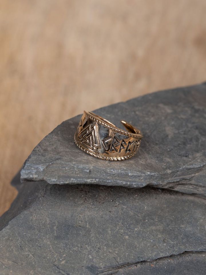 Valknut ring