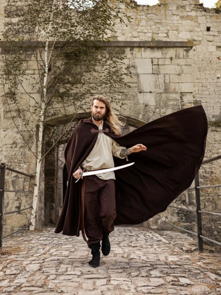 Wool cape with dragon clasp brown