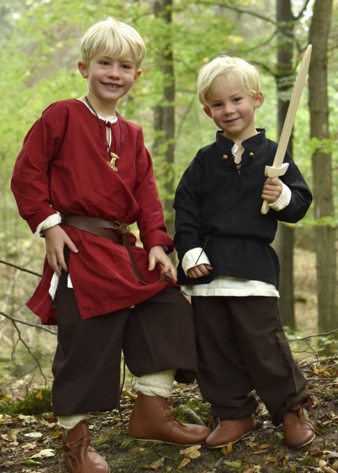 Children's medieval shirt black 128 2