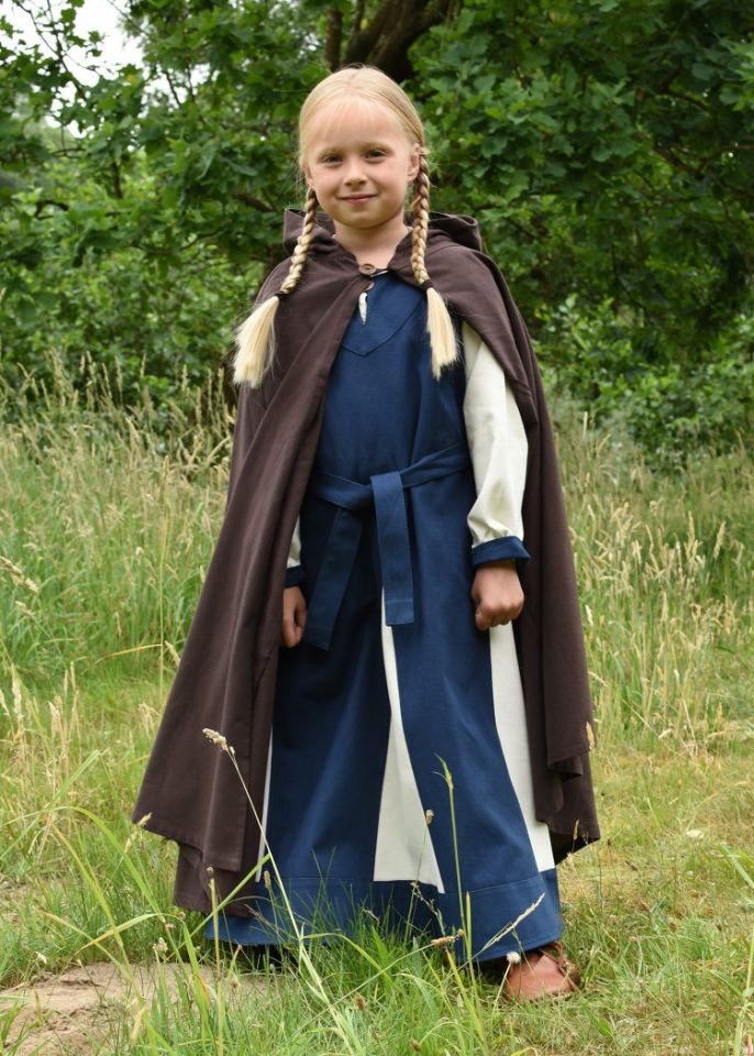 Medieval cape for children brown 2