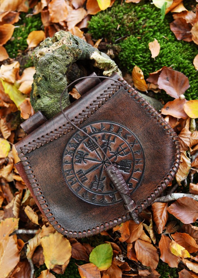 brown belt bag with Vegvísir embossing brown 2