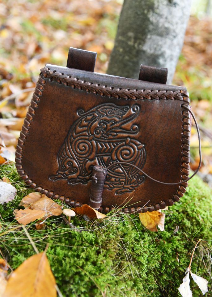 brown belt pouch with dragon embossing 2