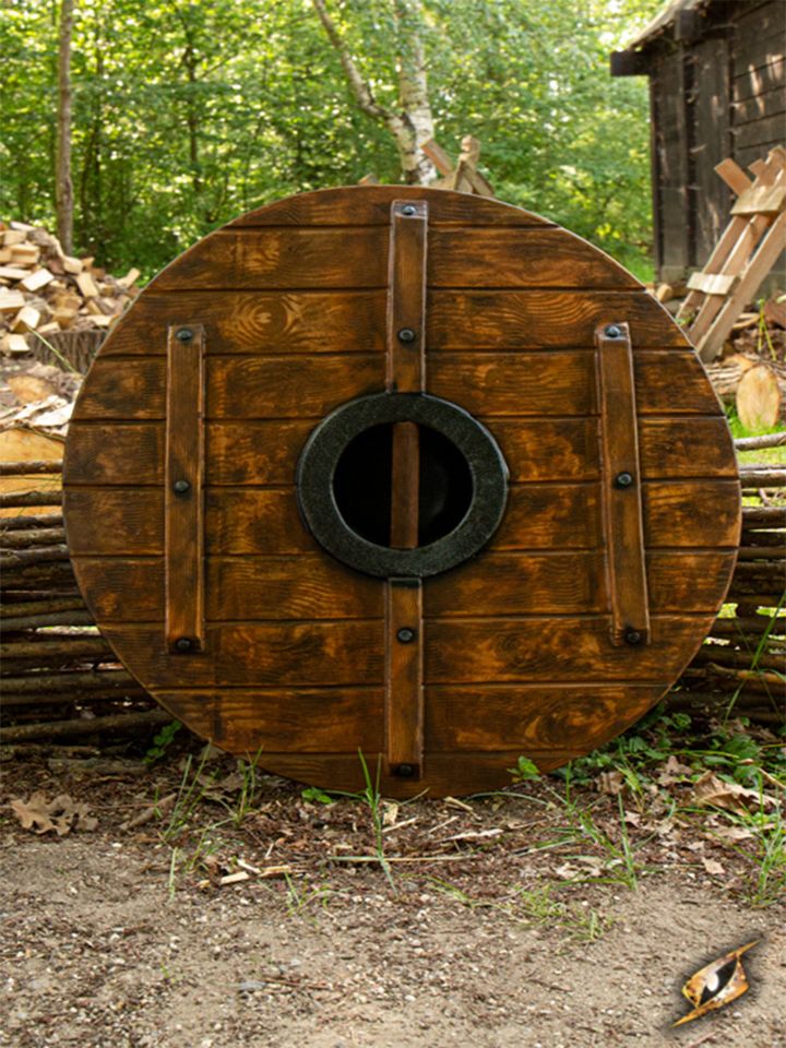 LARP shield Iarla 2