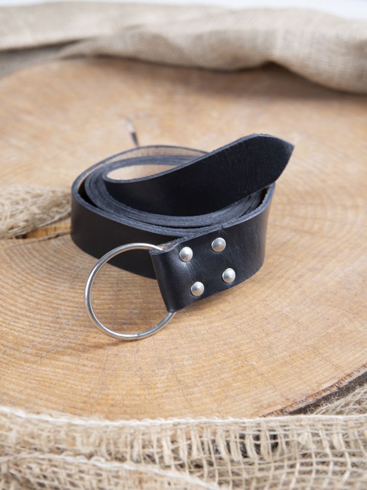 Sturdy ring belt made from black leather 2