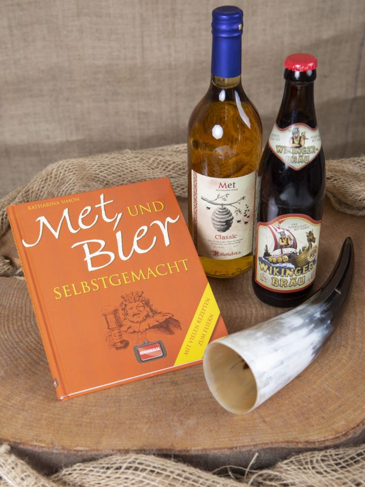 Mead and beer" gift set with Drinking Horn 2