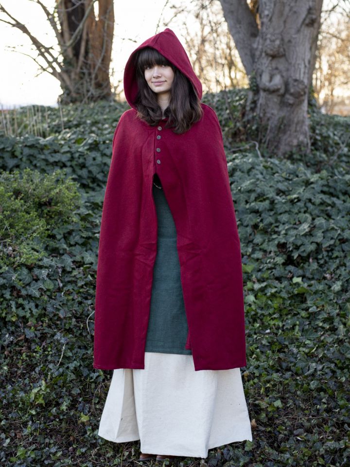 Cape with metal buttons red 2