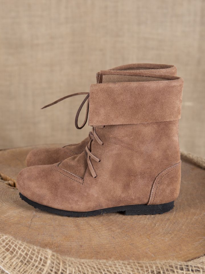 Lace-up boots with cuff brown 2