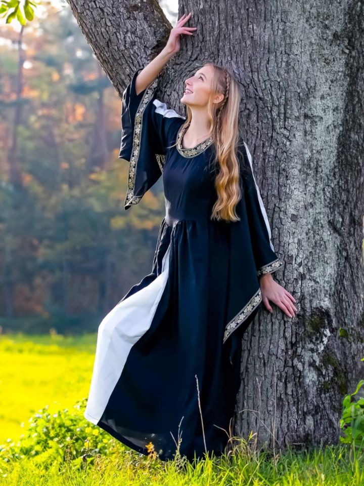 Elegant dress with black-nature border S 2