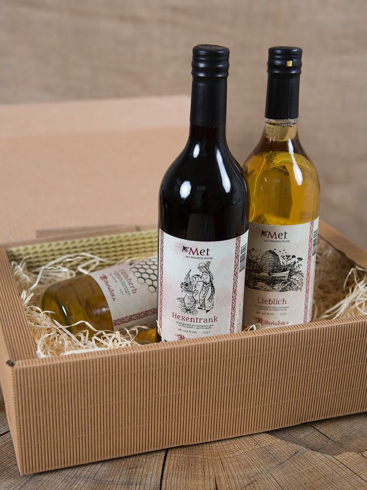 Gift box with 3 bottles of mead 2