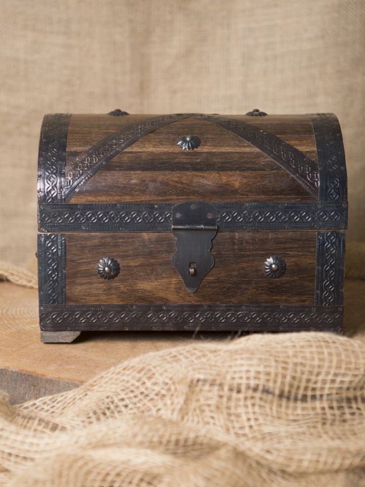 Pirate chest large 2