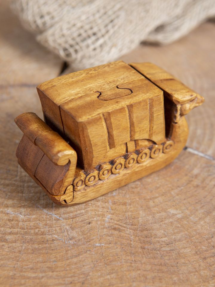 Wooden box Viking ship 2