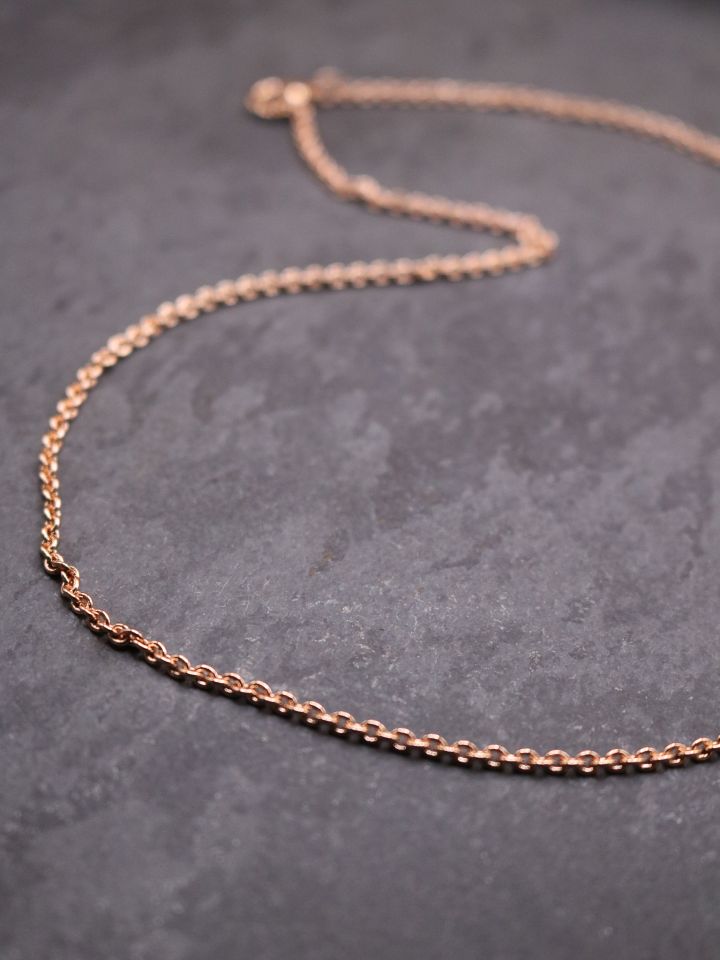 Delicate bronze necklace 2