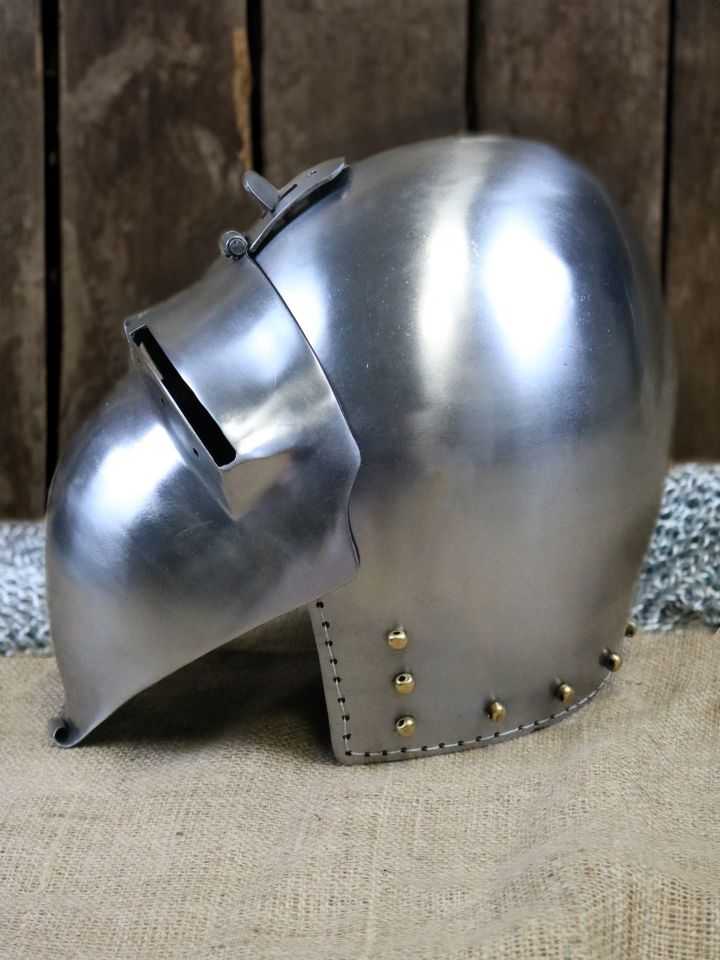 German pelvic hood with visor, suitable for show combat 2