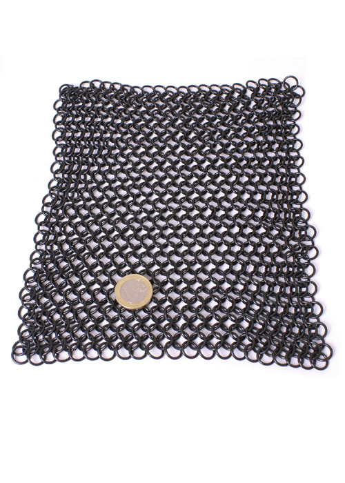 Chain hood with triangular mouth guard 2