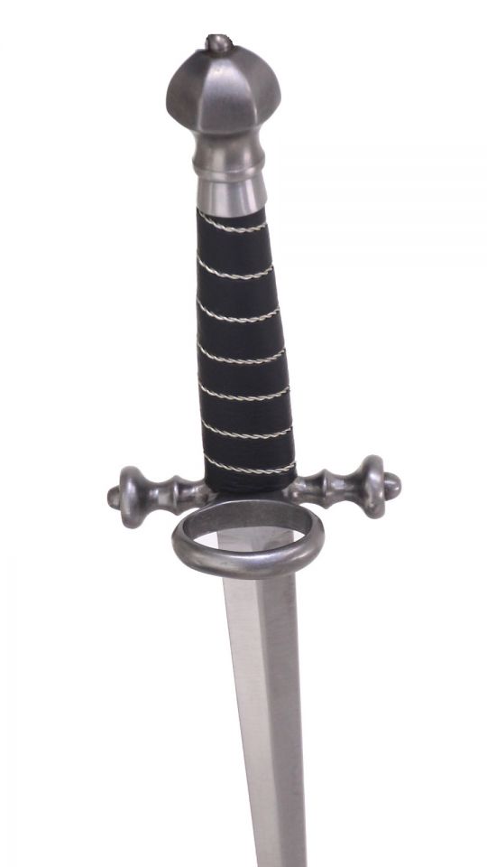 Renaissance dagger with parrying ring 2